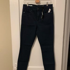 GAP skinny jeans nwt 31r